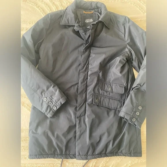 NATIVE YOUTH Black Puffer Jacket Weather-Resistant winter outerwear M